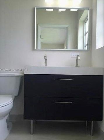 740 NE 179 TE, North Miami Beach, FL 33162