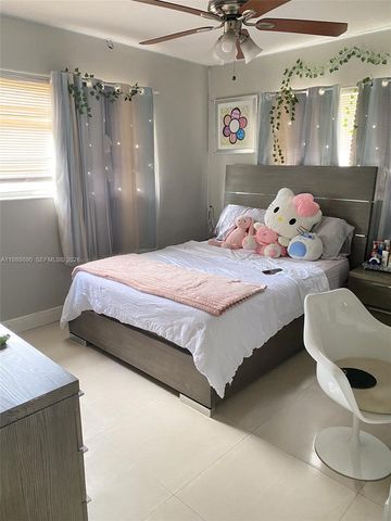 740 NE 179 TE, North Miami Beach, FL 33162