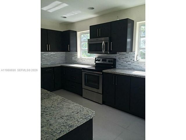 740 NE 179 TE, North Miami Beach, FL 33162