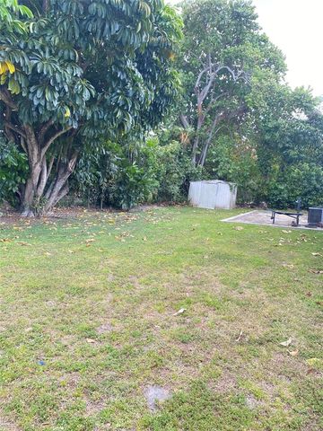 740 NE 179 TE, North Miami Beach, FL 33162