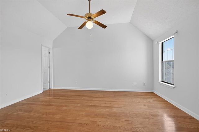 748 Rock Crest Ct Apt 303, Newport News, VA 23602