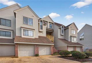 748 Rock Crest Ct Apt 303, Newport News, VA 23602