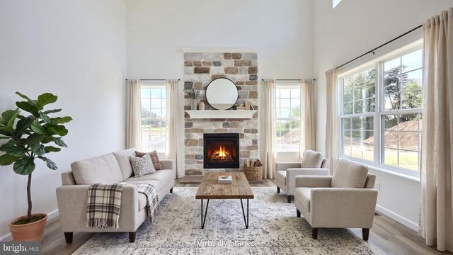 119 BLUE MOUNTAIN BLVD, Carlisle, PA 17013