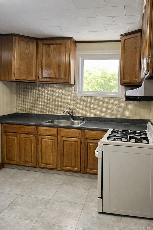 11925 Inwood Street, Jamaica, NY 11436 — photo 2
