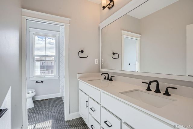 21235 E 61st Drive, Aurora, CO 80019