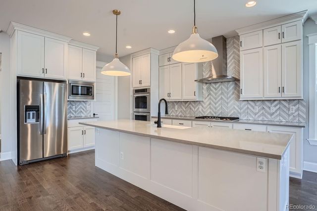 21235 E 61st Drive, Aurora, CO 80019