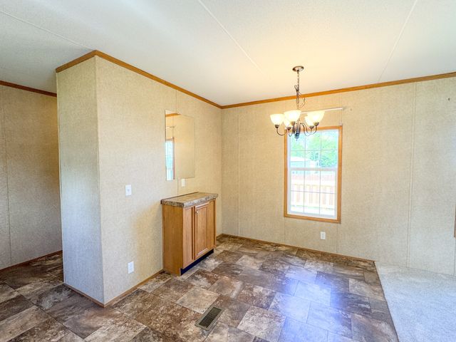 500 Akersville Rd, Lafayette, TN 37083