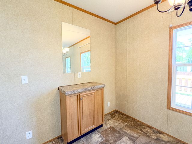 500 Akersville Rd, Lafayette, TN 37083