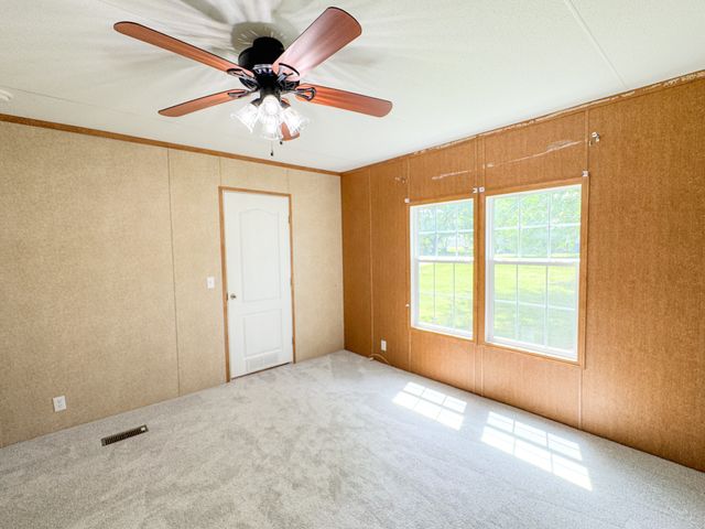 500 Akersville Rd, Lafayette, TN 37083