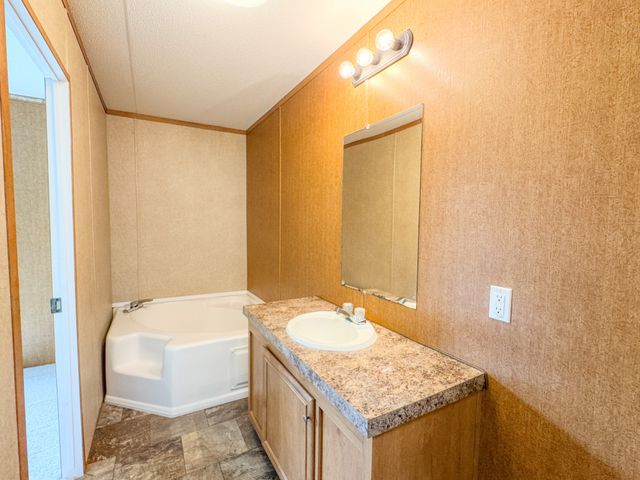 500 Akersville Rd, Lafayette, TN 37083