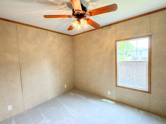 500 Akersville Rd, Lafayette, TN 37083