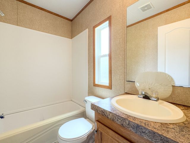 500 Akersville Rd, Lafayette, TN 37083