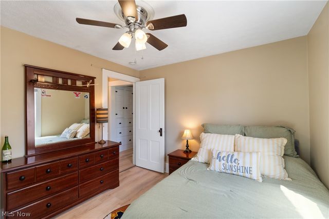 217 Bachtel Street SE, North Canton, OH 44720