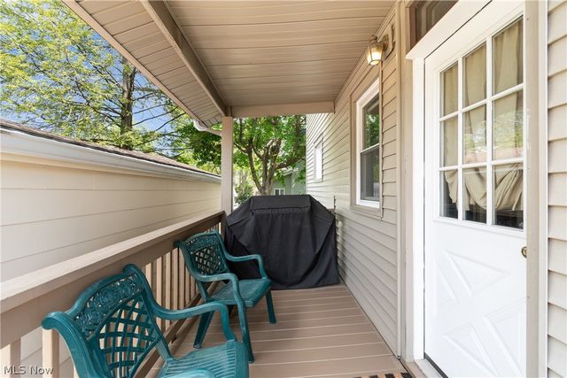 217 Bachtel Street SE, North Canton, OH 44720
