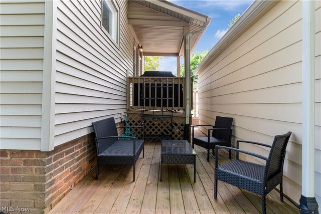 217 Bachtel Street SE, North Canton, OH 44720