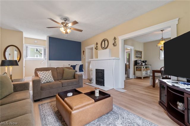 217 Bachtel Street SE, North Canton, OH 44720