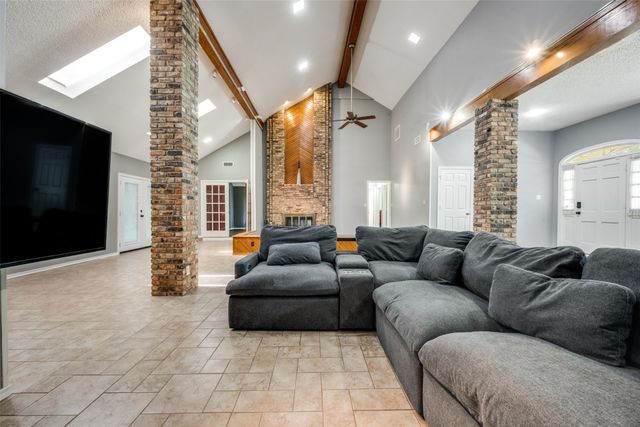 2144 Savannah Trail, Denton, TX 76205