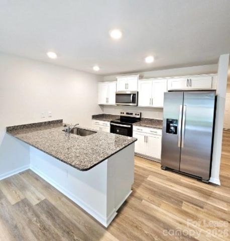 6012 Faron Way, Charlotte, NC 28262