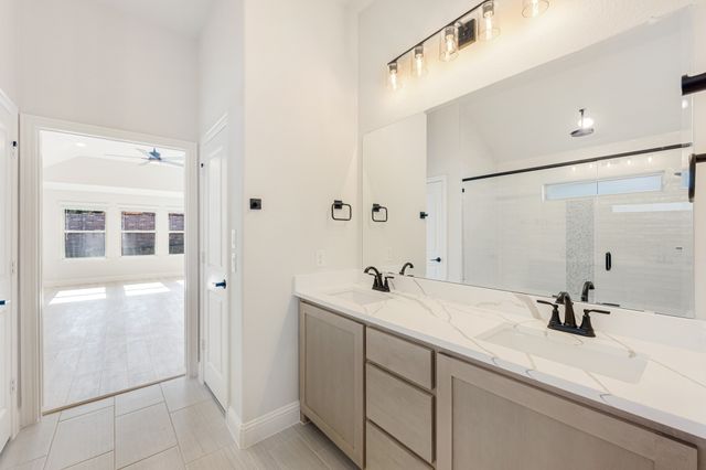 733 Seahawk Street, Joshua, TX 76058