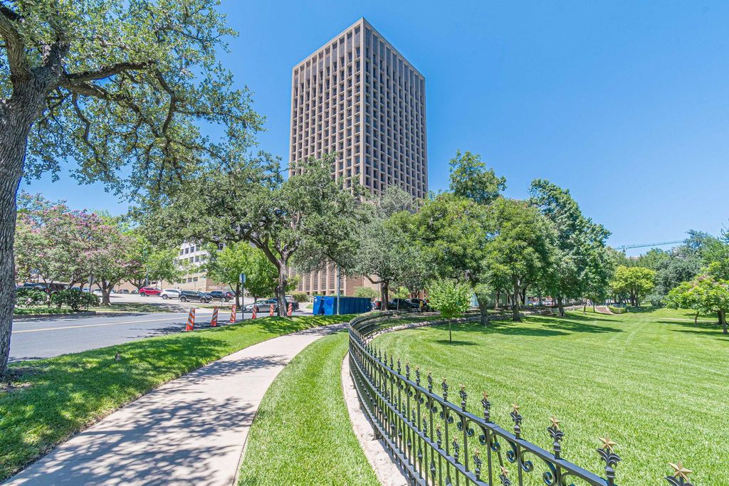 1122 Colorado ST 1409, Austin, TX 78701