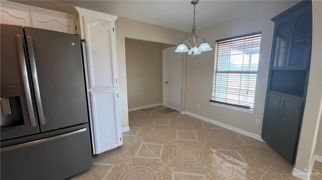 7100 N Seminary Road, Edinburg, TX 78541