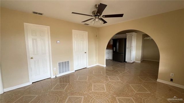 7100 N Seminary Road, Edinburg, TX 78541