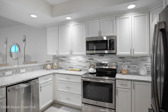 1045 Highway A1a 304, Satellite Beach, FL 32937