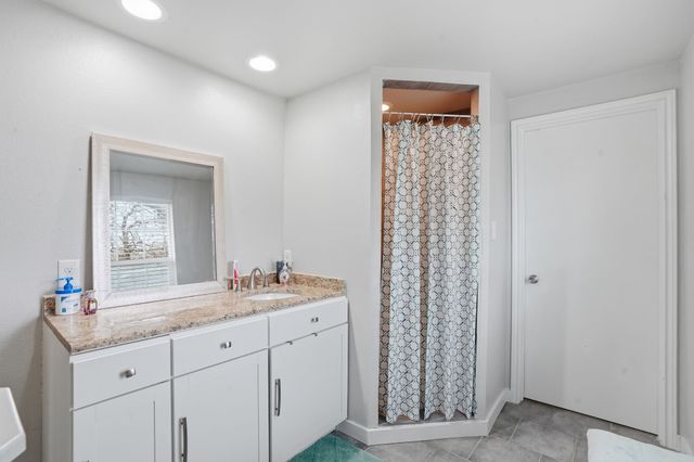 7701 John T White Road, Fort Worth, TX 76120