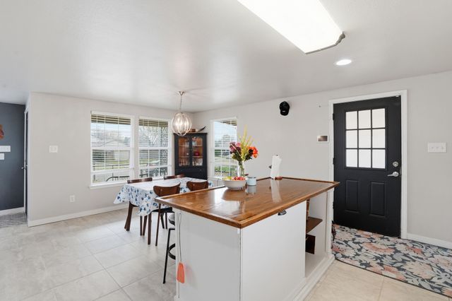 7701 John T White Road, Fort Worth, TX 76120