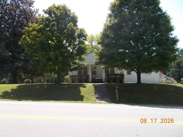 10628 Dayton Pike, Soddy Daisy, TN 37379