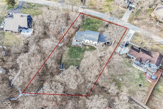 6817 W Forest Brook Drive, Fountaintown, IN 46130