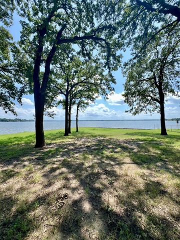 131 Jeffrey Circle, Gun Barrel City, TX 75156