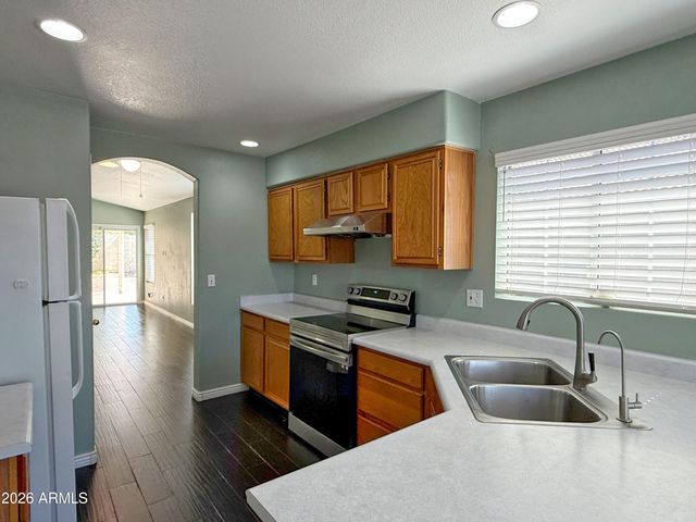 6602 E Northridge Street, Mesa, AZ 85215