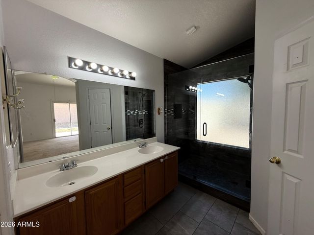 6602 E Northridge Street, Mesa, AZ 85215