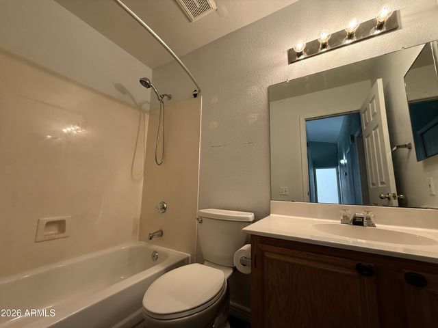 6602 E Northridge Street, Mesa, AZ 85215