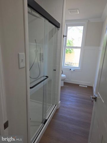 423 W BROAD ST, Palmyra, NJ 08065