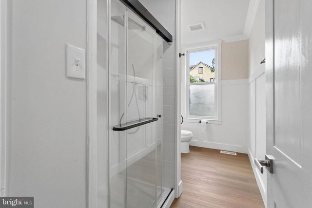 423 W BROAD ST, Palmyra, NJ 08065