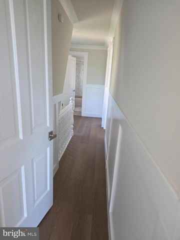423 W BROAD ST, Palmyra, NJ 08065