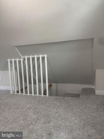 423 W BROAD ST, Palmyra, NJ 08065