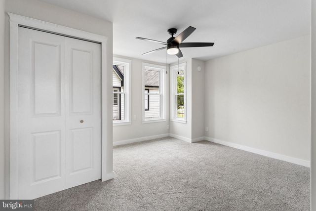 423 W BROAD ST, Palmyra, NJ 08065