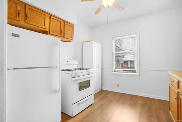 1300 S Bedford Avenue, Evansville, IN 47713