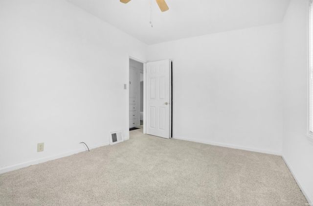 1300 S Bedford Avenue, Evansville, IN 47713