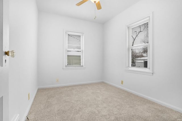 1300 S Bedford Avenue, Evansville, IN 47713