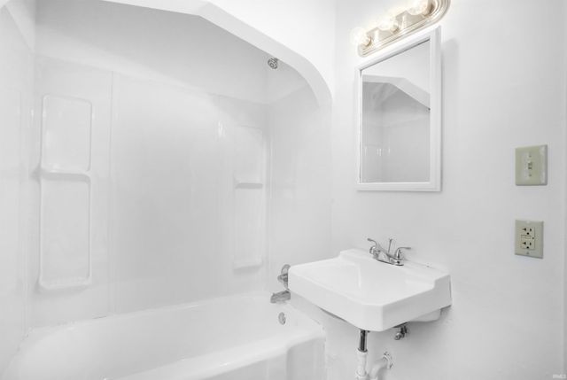 1300 S Bedford Avenue, Evansville, IN 47713