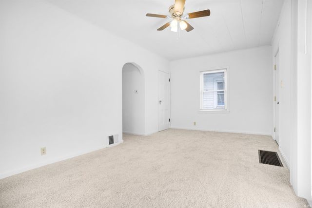 1300 S Bedford Avenue, Evansville, IN 47713