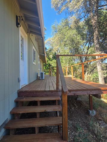 10601 Lime Kiln Rd, Grass Valley, CA 95949