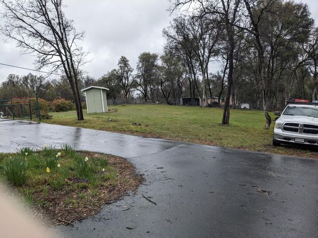 10601 Lime Kiln Rd, Grass Valley, CA 95949