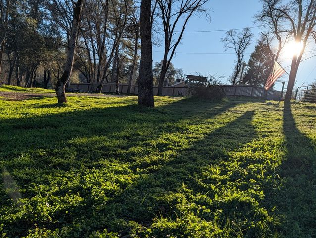 10601 Lime Kiln Rd, Grass Valley, CA 95949