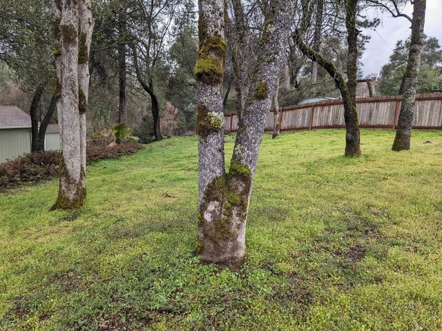 10601 Lime Kiln Rd, Grass Valley, CA 95949
