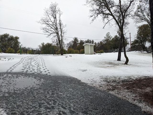 10601 Lime Kiln Rd, Grass Valley, CA 95949